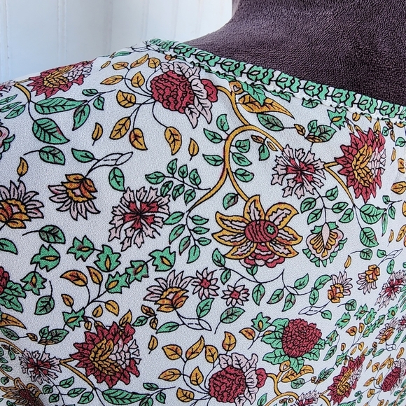 Max Studio Floral Cap Sleeve Asymmetrical Top Blouse Woman's White Pink Green S - Picture 8 of 13